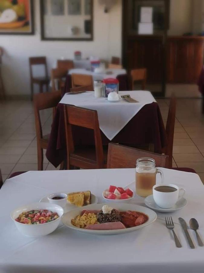 Hotel La Siesta Liberia Buitenkant foto