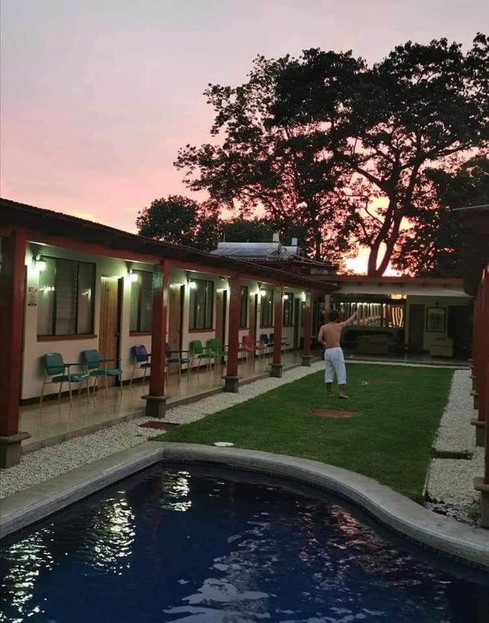 Hotel La Siesta Liberia Buitenkant foto