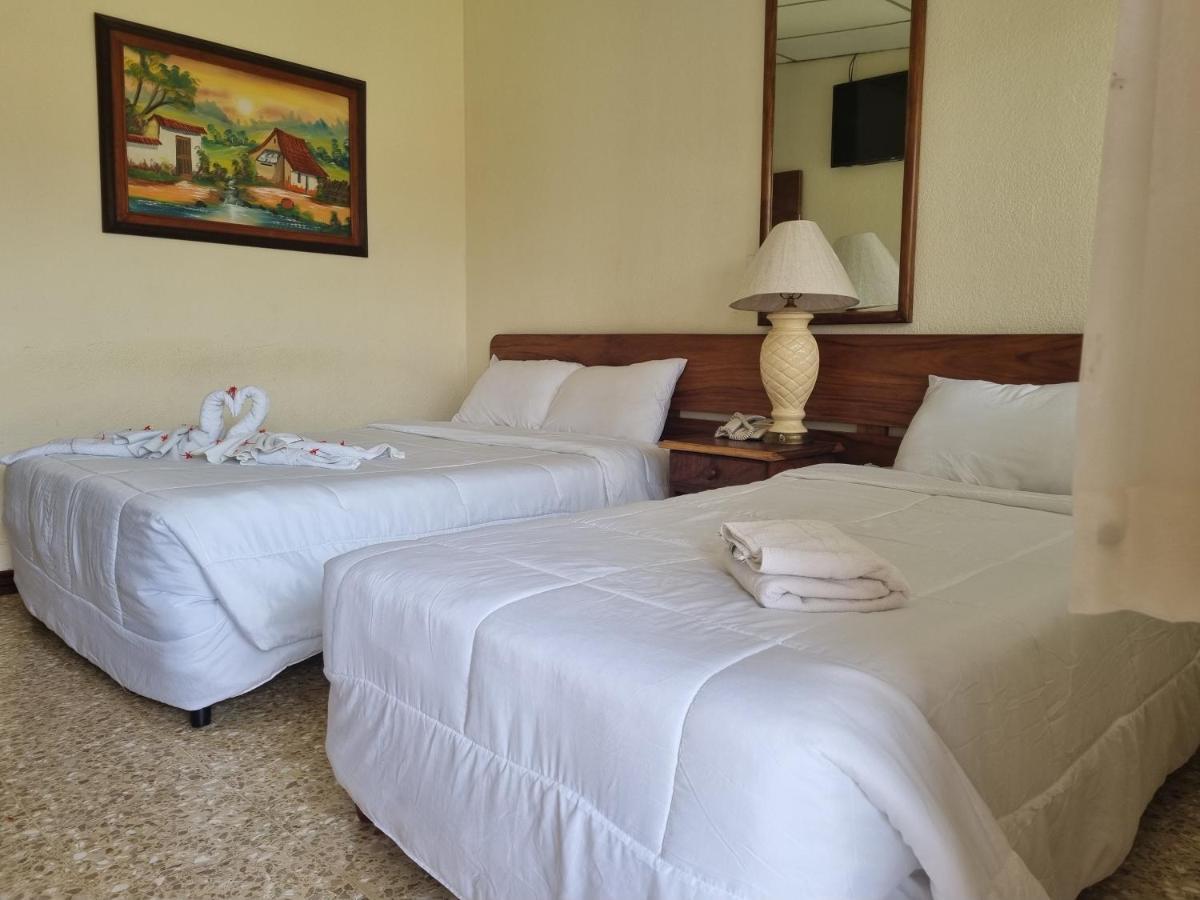 Hotel La Siesta Liberia Kamer foto